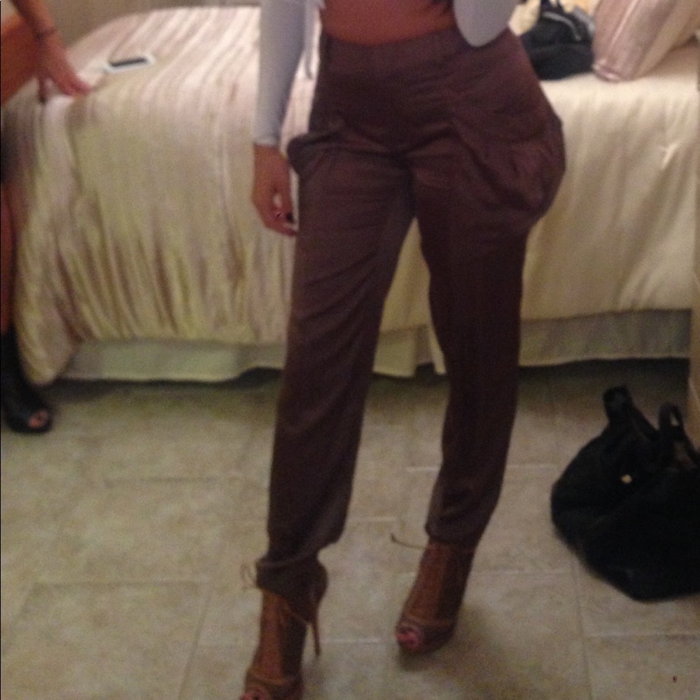 Bcbgmaxazria satin olive green cargo pants
